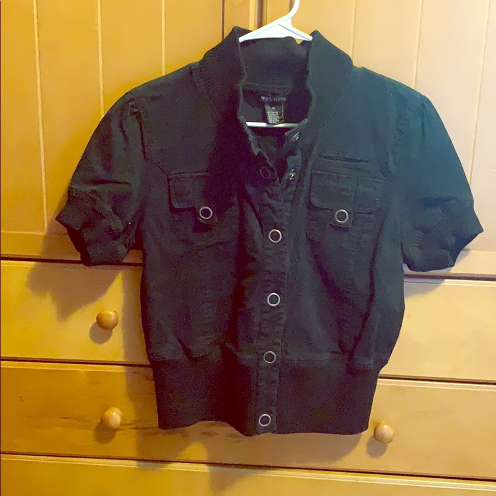 What seal black jean jacket short sleeve
